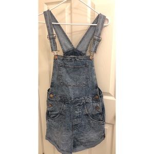 Denim short overalls (worn once)